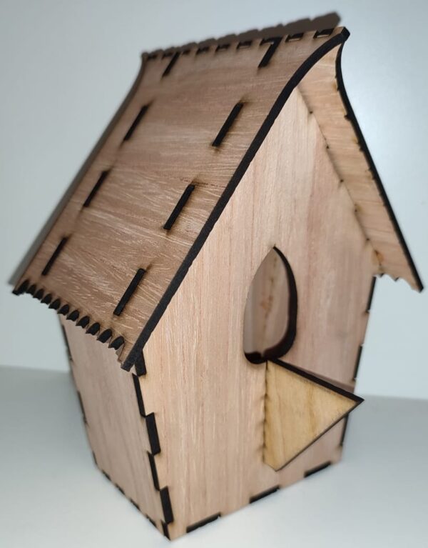 Wooden high roof birdhouse