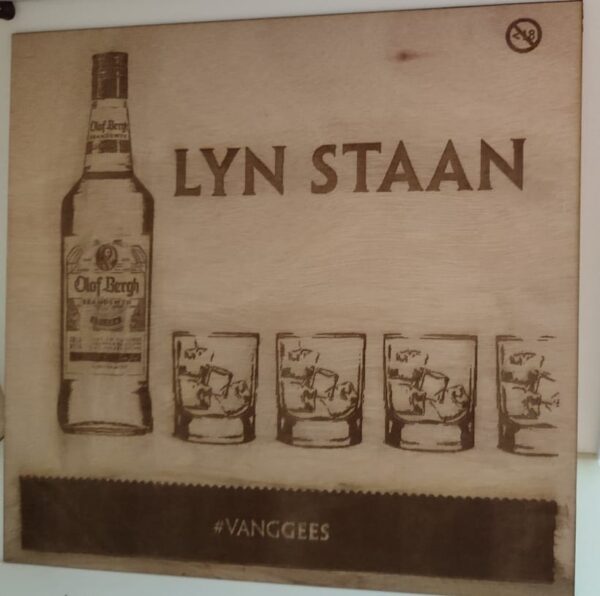 Wooden Brandy glasses lynstaan sign engraving